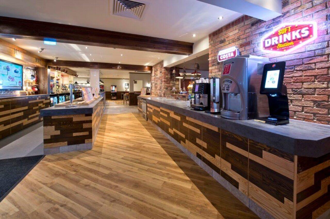 Premier Inn Newcastle - Metro Centre เกทส์เฮด ภายนอก รูปภาพ