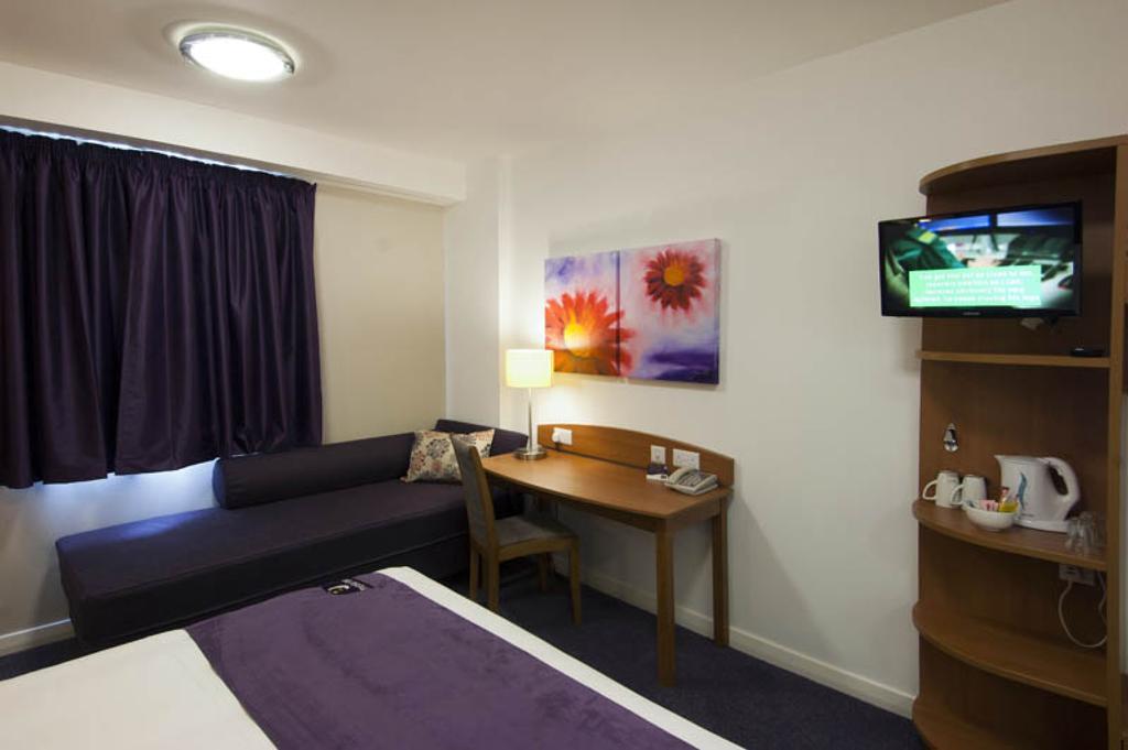 Premier Inn Newcastle - Metro Centre เกทส์เฮด ห้อง รูปภาพ