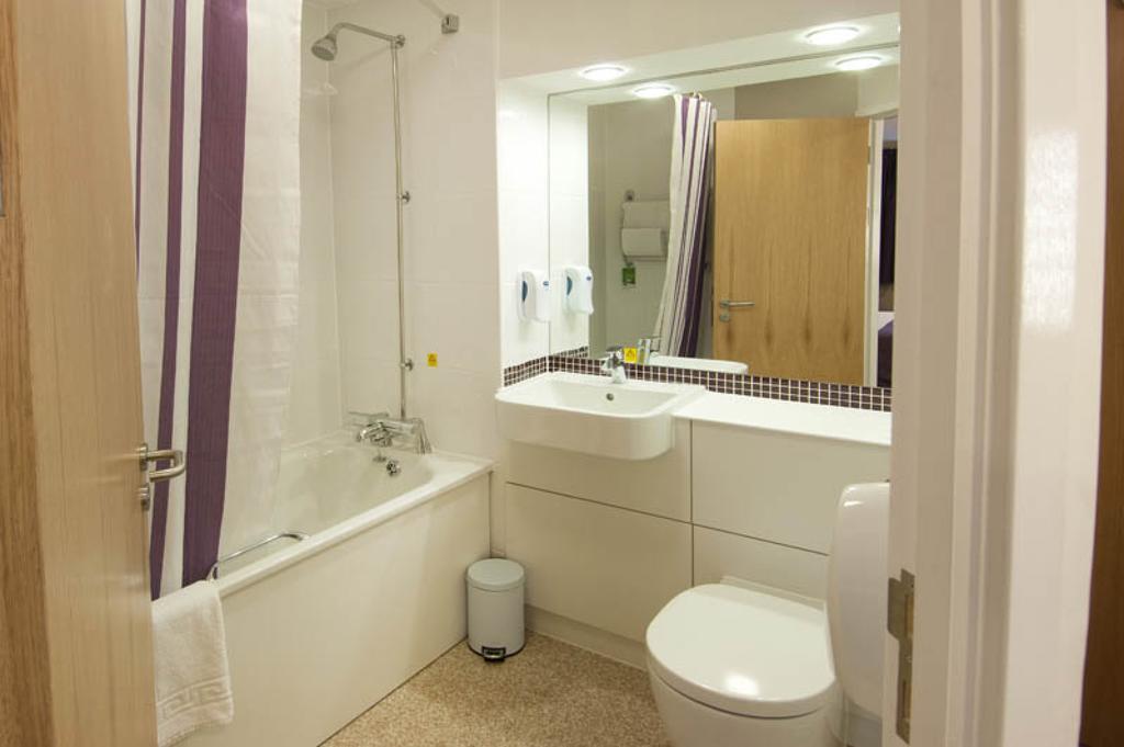 Premier Inn Newcastle - Metro Centre เกทส์เฮด ห้อง รูปภาพ