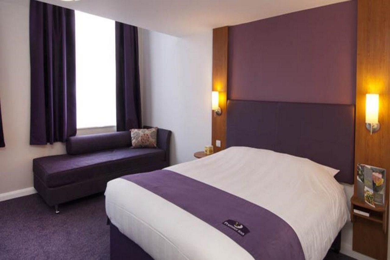 Premier Inn Newcastle - Metro Centre เกทส์เฮด ภายนอก รูปภาพ