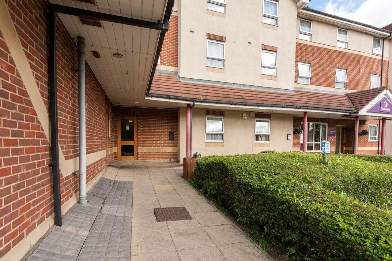 Premier Inn Newcastle - Metro Centre เกทส์เฮด ภายนอก รูปภาพ