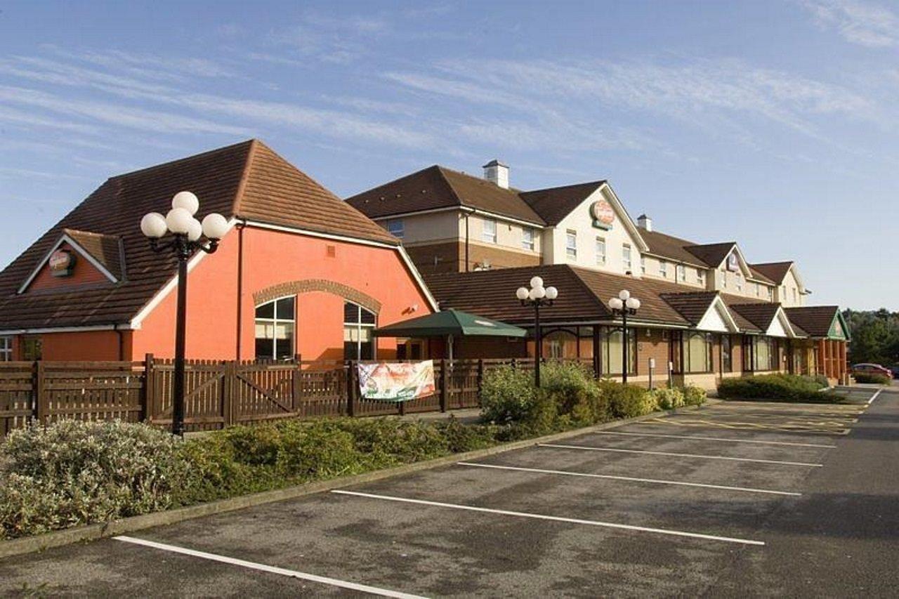 Premier Inn Newcastle - Metro Centre เกทส์เฮด ภายนอก รูปภาพ